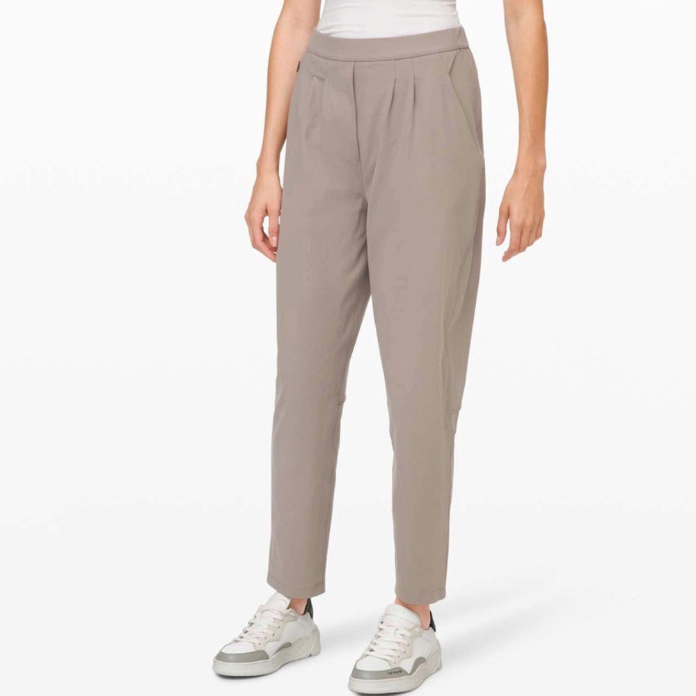 Lululemon | Essential High Rise Trouser Carbon Dust‎ Size 4